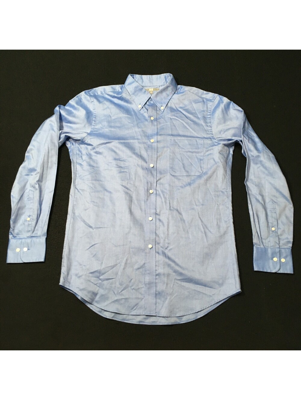 Uniqlo Men’s Medium Blue Long Sleeve Button Down shirt